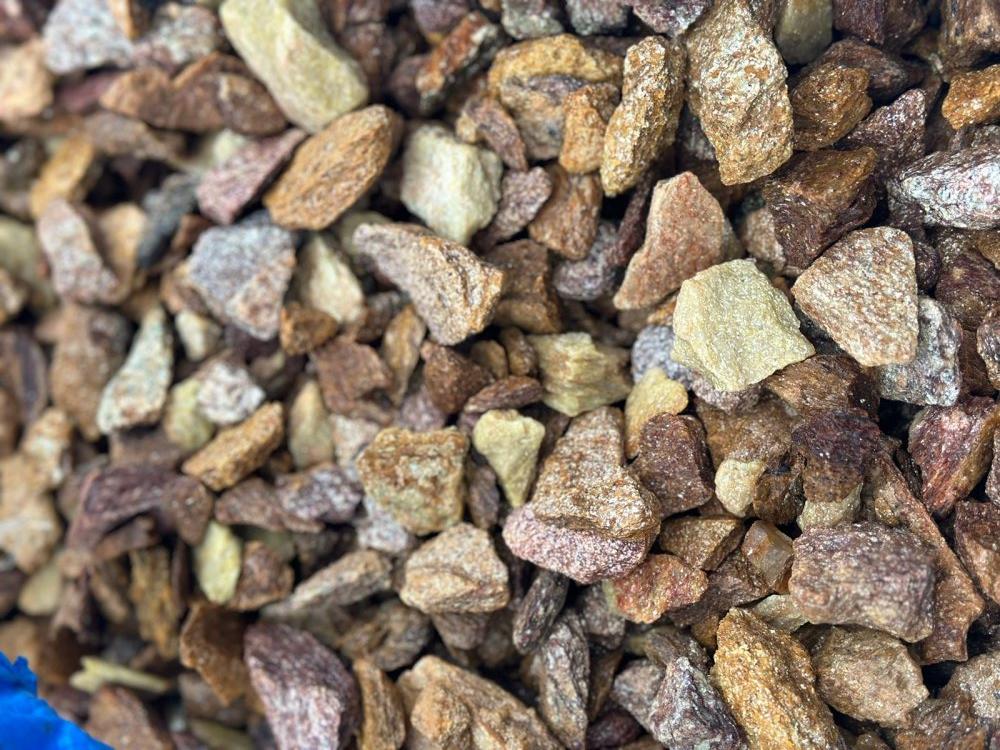 Златолит персиковый декоративная каменная крошка купить в Губахе