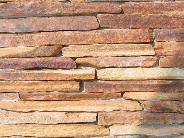 Горбушка златолит золотистый для облицовки купить в Губахе