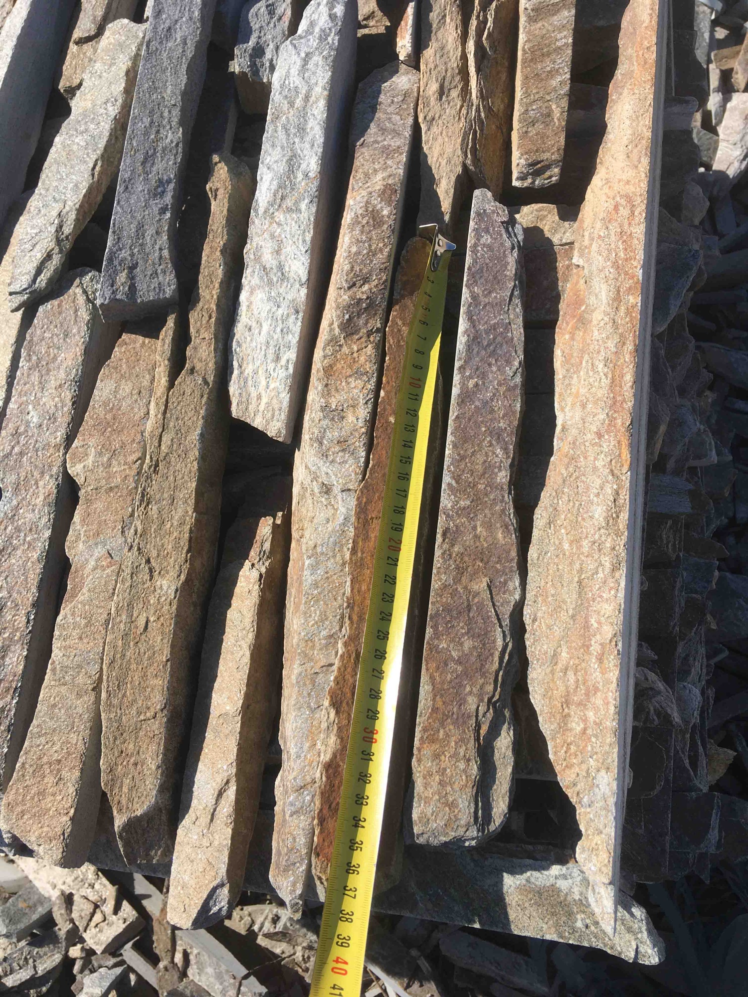 Горбушка златолит мультиколор для облицовки купить в Губахе