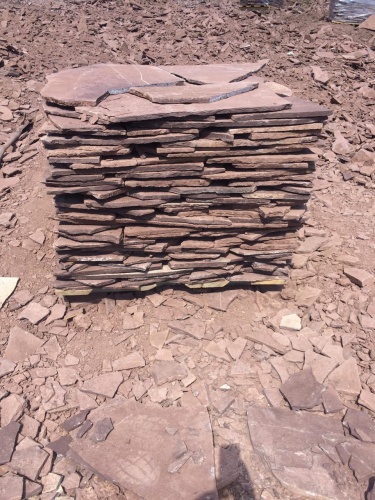 Плитняк лемезит бордовый для цоколя 1,5-2 см купить в Губахе