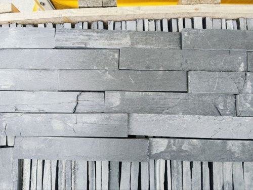 Плитка чёрная из натурального камня фасадная 30 см * 5 см, толщина 7 мм -30 мм купить в Губахе