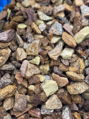 Златолит персиковый декоративная каменная крошка купить в Губахе