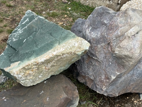 Камни для ландшафтного дизайна зелёные 10-60 килограмм купить в Губахе