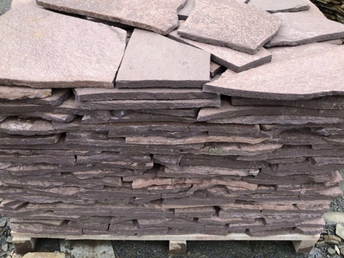 Плитняк лемезит бордовый для облицовки цоколя 20-25 мм  купить в Губахе